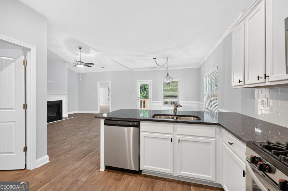 832 Hidden Hollow CIR Commerce, GA 30529