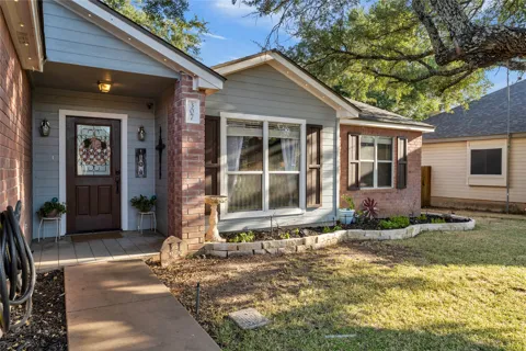 307 Fox Crossing