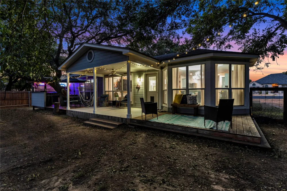 307 Fox Crossing Burnet, TX 78611
