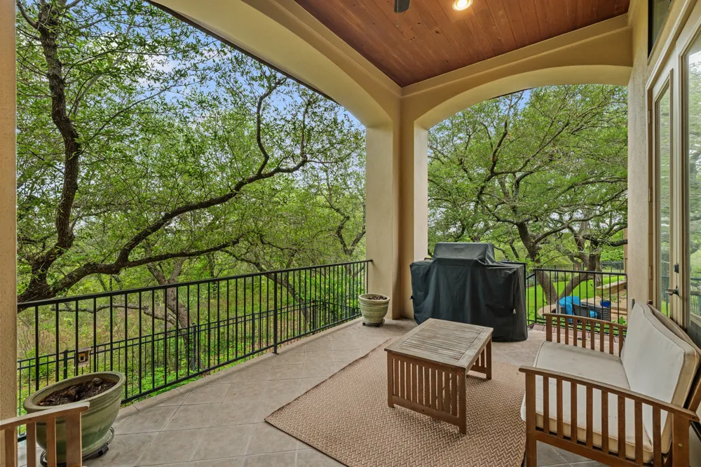 2813 University Club Drive Austin, TX 78732