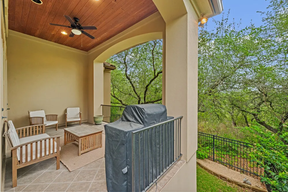 2813 University Club Drive Austin, TX 78732