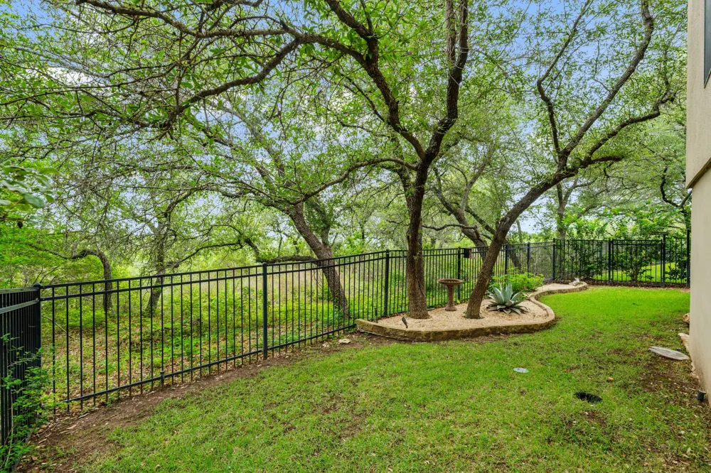 2813 University Club Drive Austin, TX 78732