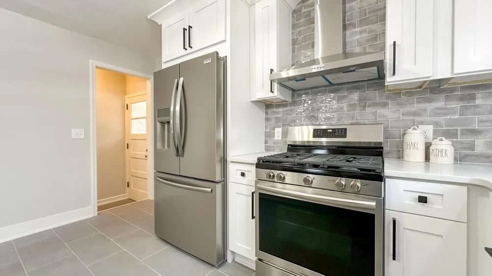 4370 Mackey Avenue S Saint Louis Park, MN 55424