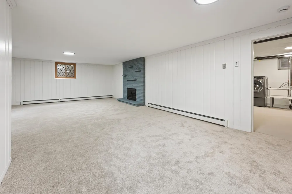 4370 Mackey Avenue S Saint Louis Park, MN 55424