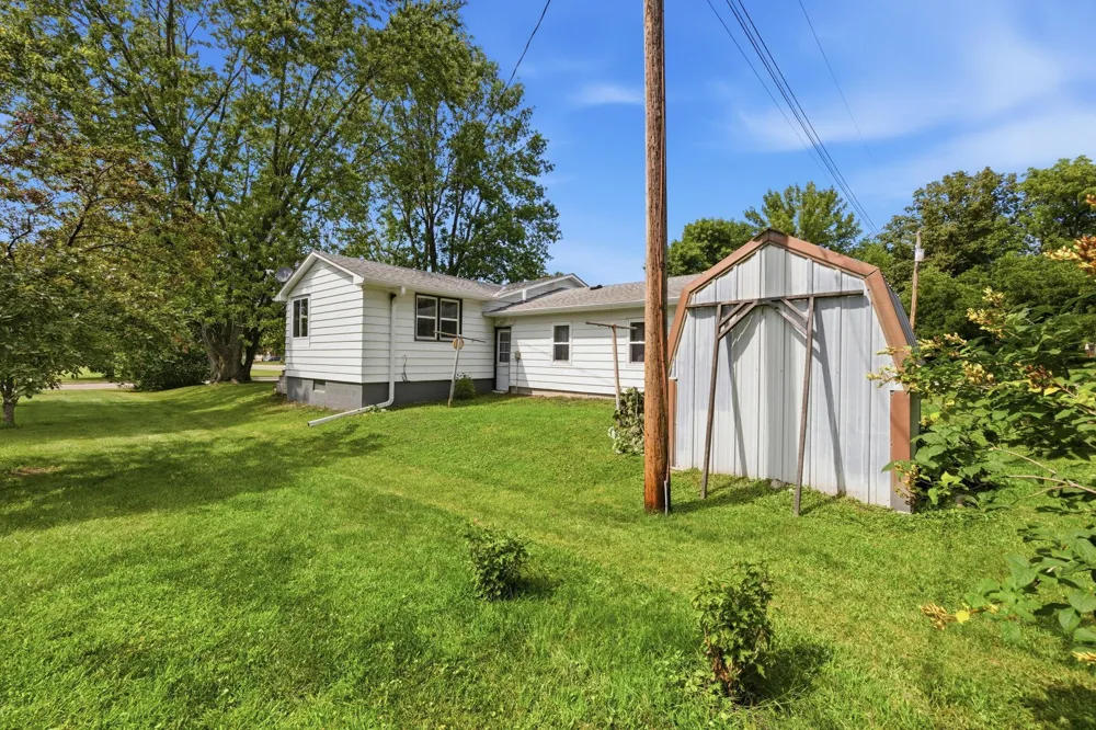613 Frank Street NW Silver Lake, MN 55381