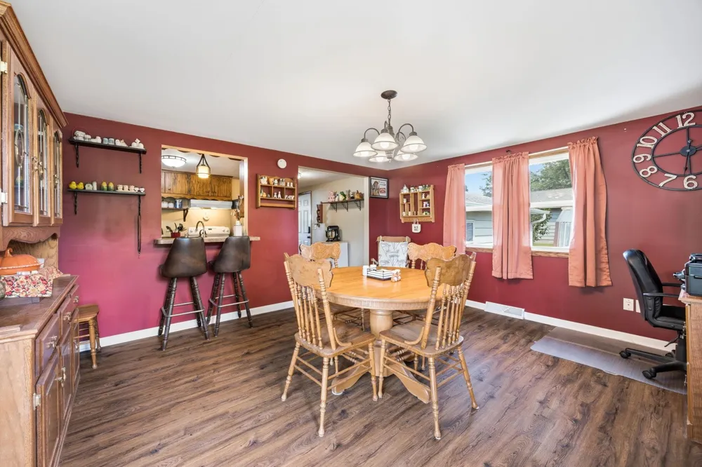 613 Frank Street NW Silver Lake, MN 55381