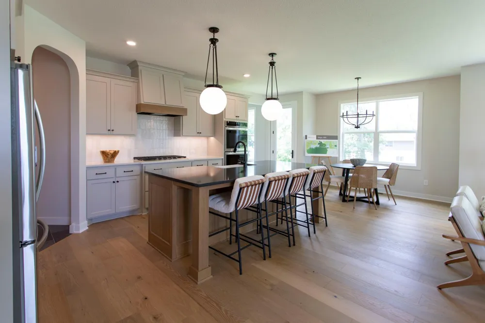 5910 Freeland Alcove Hugo, MN 55038