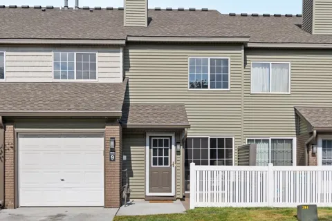 9925 Russell Avenue #9