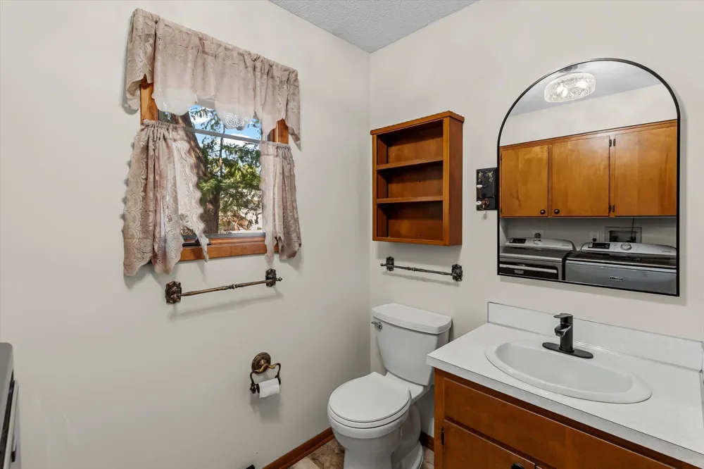 754 Southview Court SW Hutchinson, MN 55350