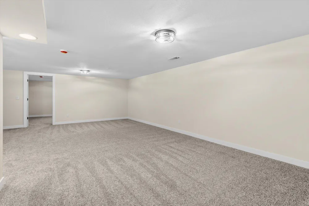 754 Southview Court SW Hutchinson, MN 55350
