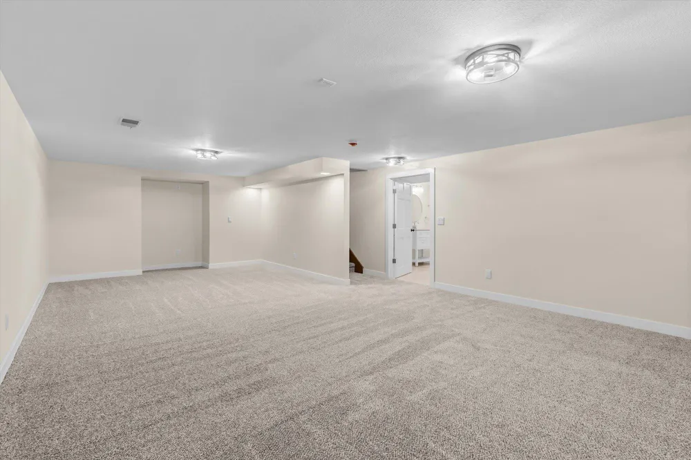 754 Southview Court SW Hutchinson, MN 55350