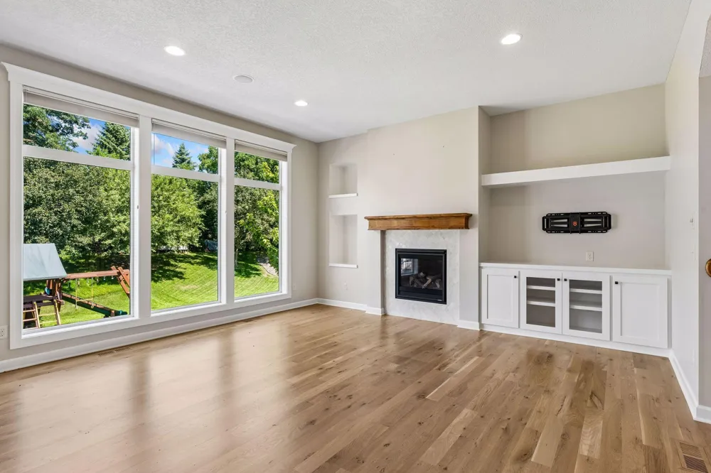 16070 55th Avenue Plymouth, MN 55446