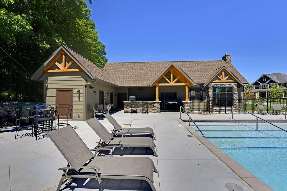 16070 55th Avenue Plymouth, MN 55446