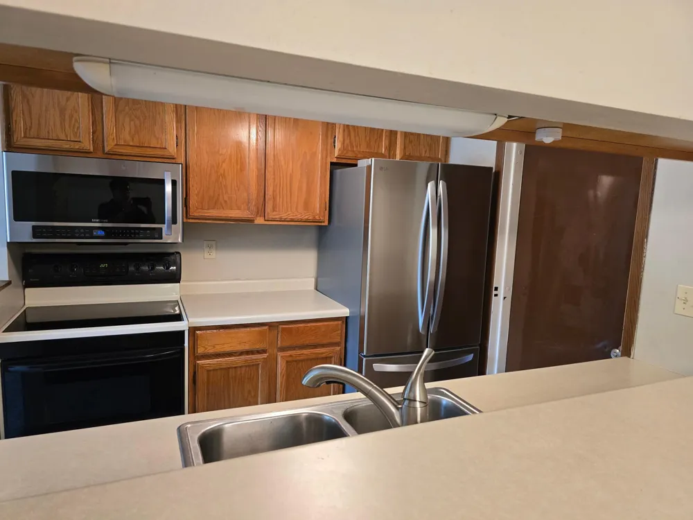 1727 27th Avenue S Fargo, ND 58103
