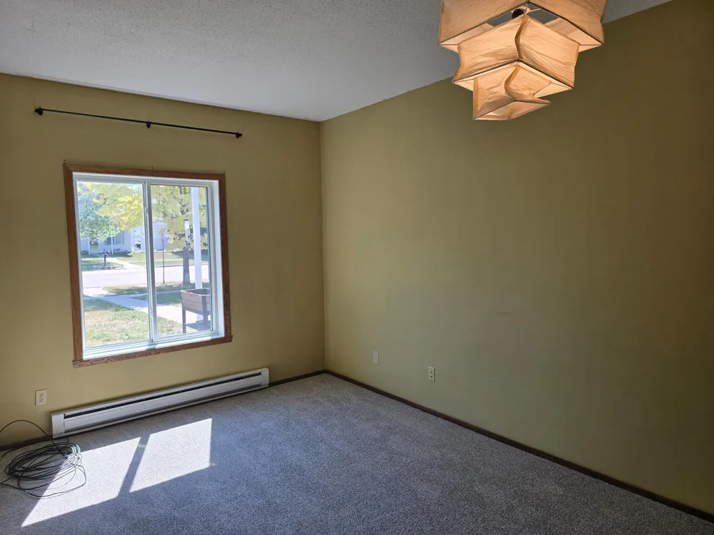 1727 27th Avenue S Fargo, ND 58103