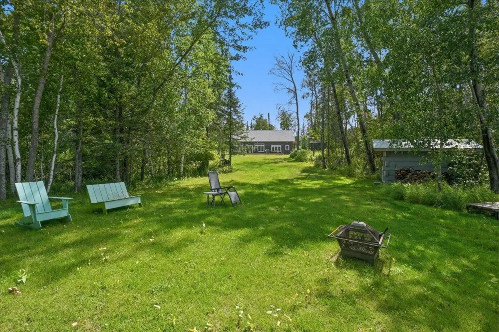 6160 Birch Acres Road Duluth, MN 55803