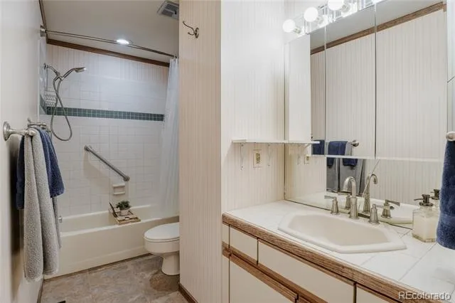 254 Zang Street Lakewood, CO 80228