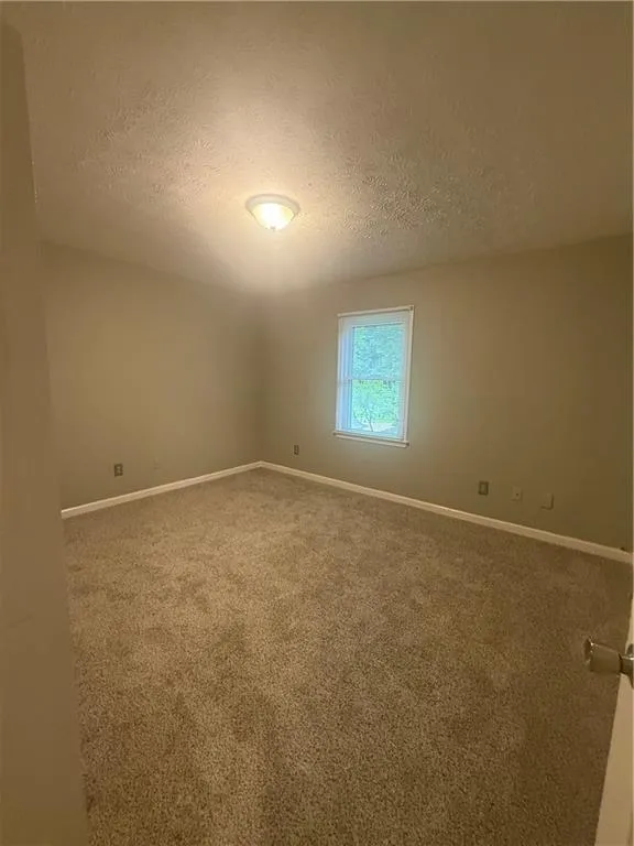 2031 Lakewood Circle Grayson, GA 30017