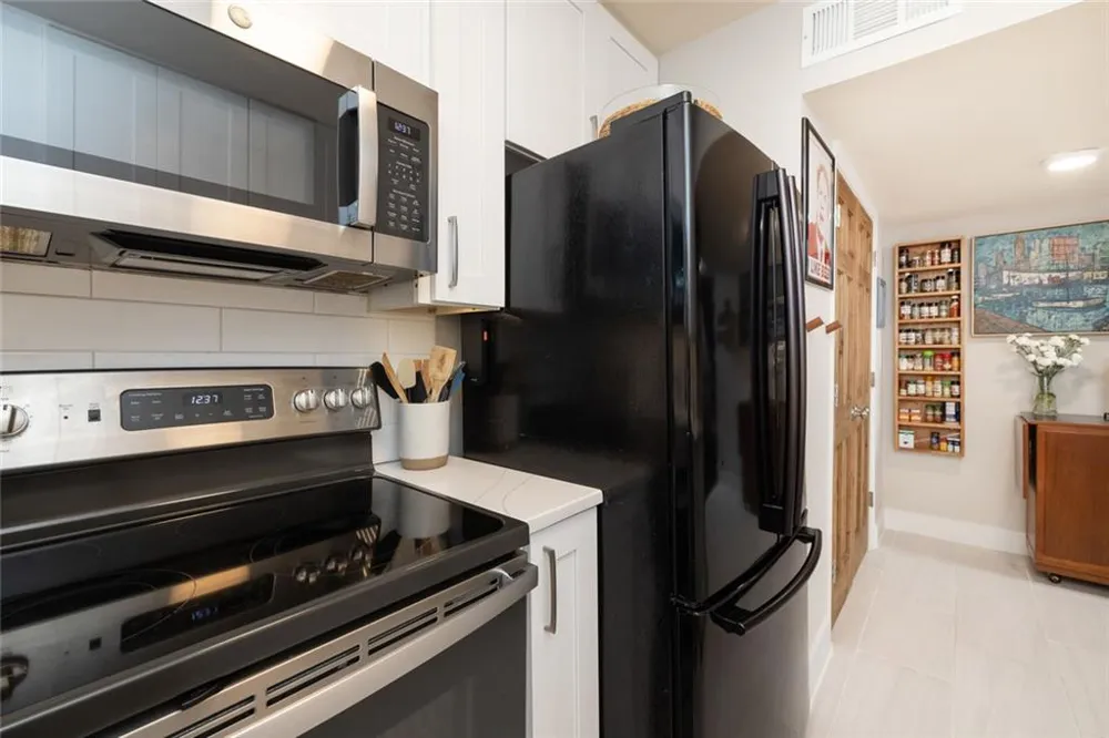 135 Woodmere Square NW Atlanta, GA 30327