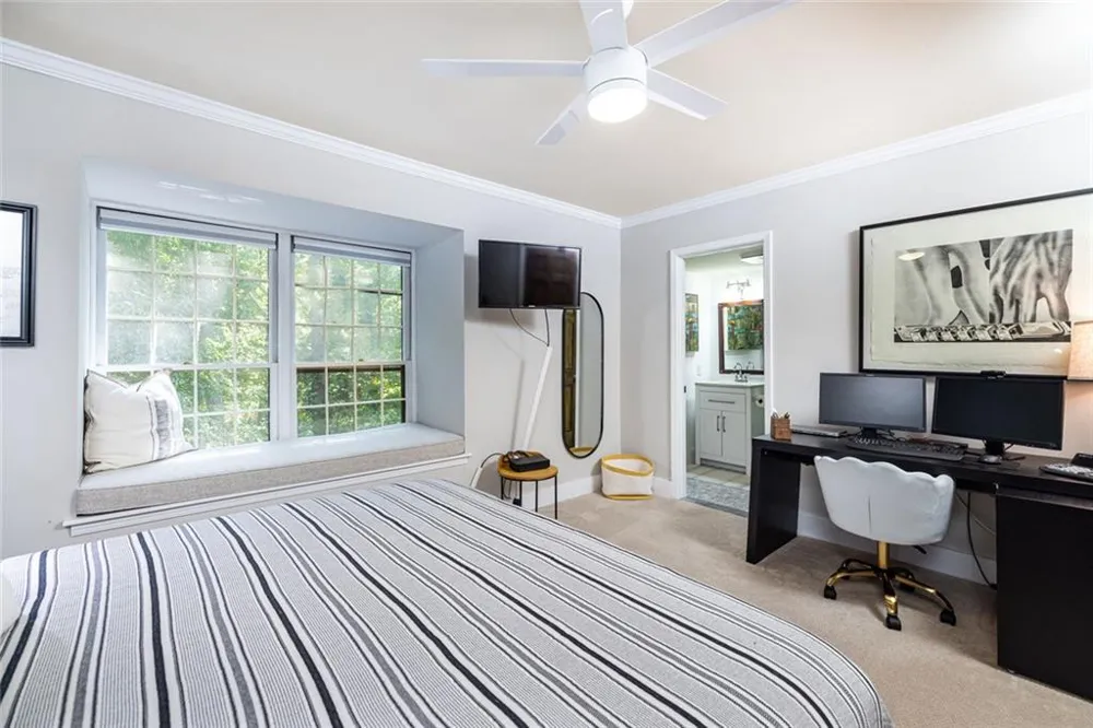 135 Woodmere Square NW Atlanta, GA 30327