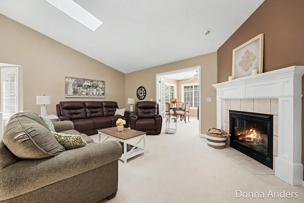 2015 Bryceway Court NE Grand Rapids, MI 49505