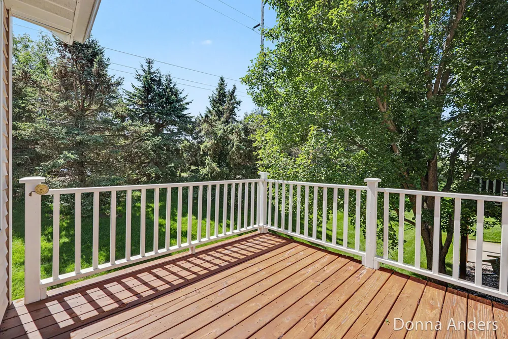 2015 Bryceway Court NE Grand Rapids, MI 49505