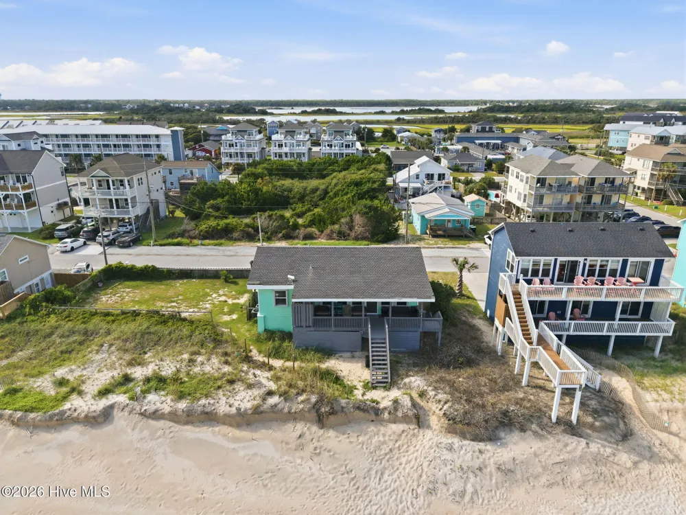 616 Shore Drive Surf City, NC 28445