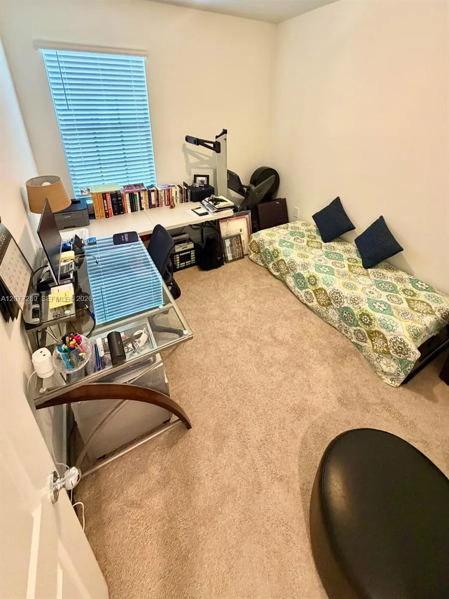 856 SW 11th Way Florida City, FL 33034