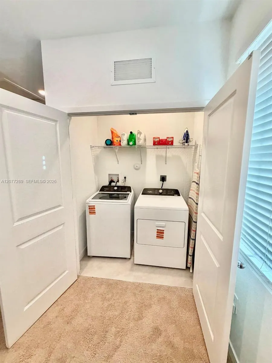 856 SW 11th Way Florida City, FL 33034