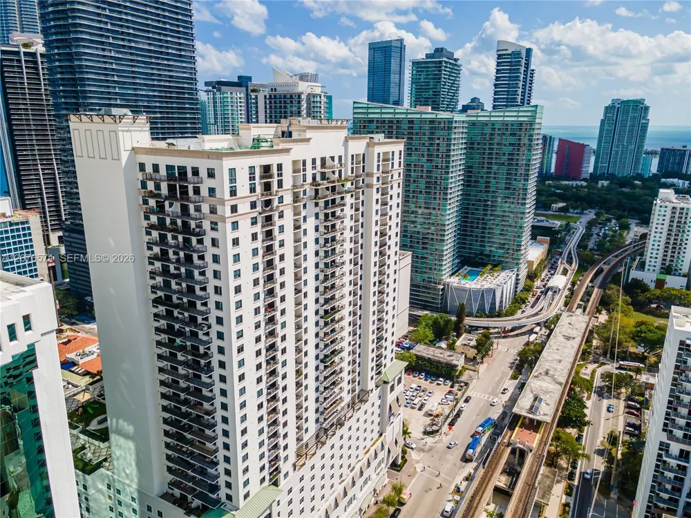 999 SW 1st Ave #1114 Miami, FL 33130