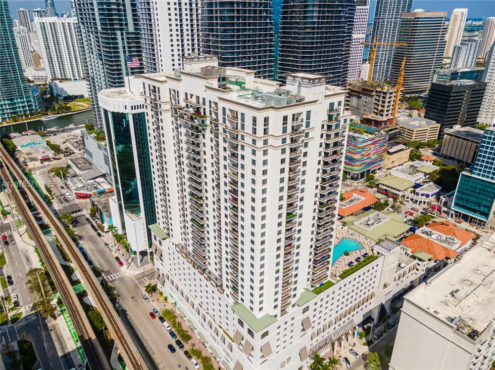 999 SW 1st Ave #1114 Miami, FL 33130