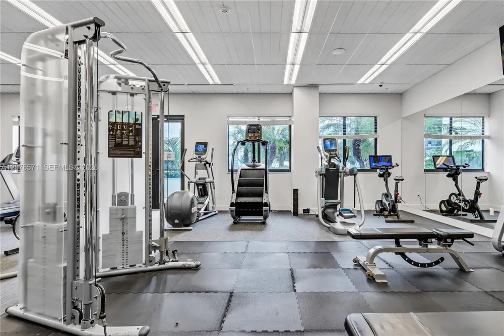 999 SW 1st Ave #1114 Miami, FL 33130