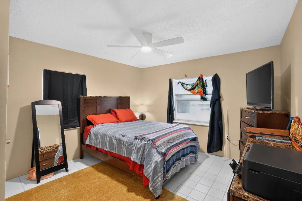 208 SW 2ND PLACE #1-2 Dania Beach, FL 33004