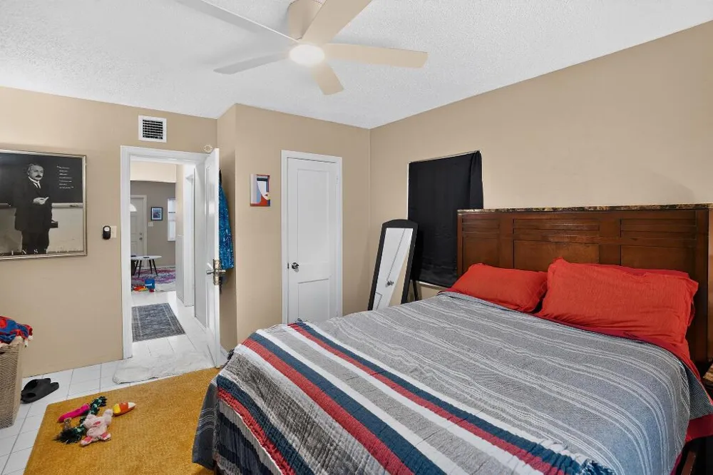 208 SW 2ND PLACE #1-2 Dania Beach, FL 33004