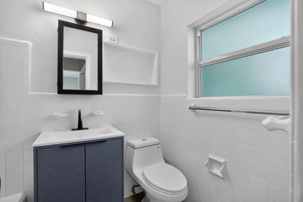 208 SW 2ND PLACE #1-2 Dania Beach, FL 33004