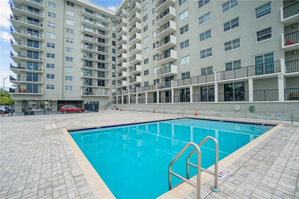 9273 Collins Ave #309 Surfside, FL 33154