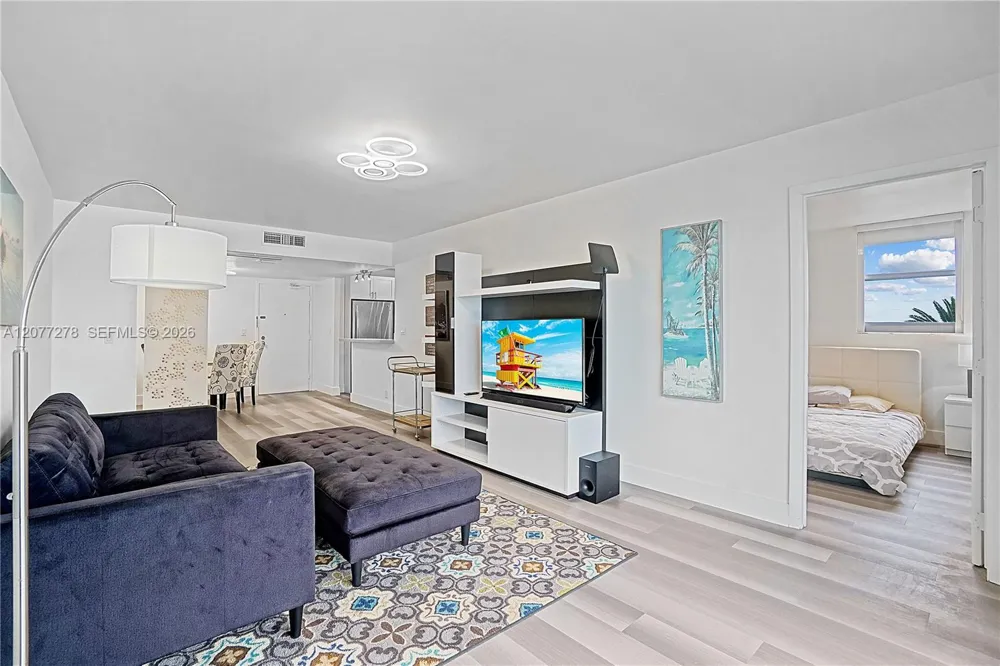 9273 Collins Ave #309 Surfside, FL 33154