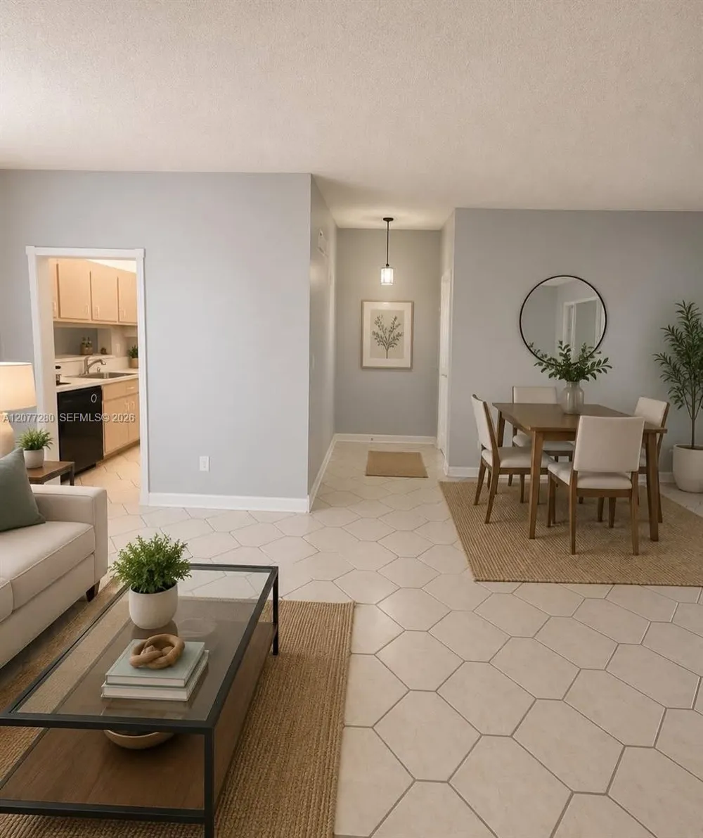 301 Pine Island Rd #220 Plantation, FL 33324