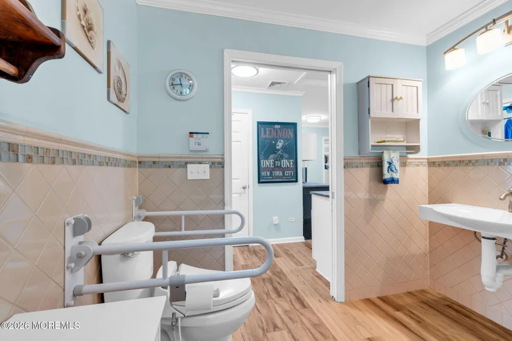632 Meadow Run Brick, NJ 08724