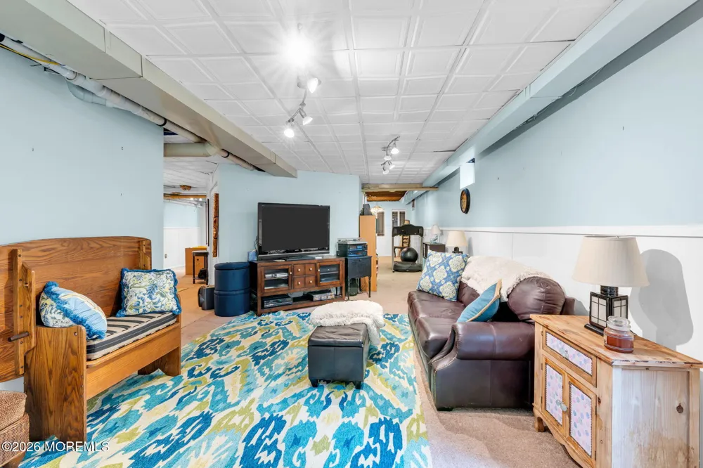 632 Meadow Run Brick, NJ 08724