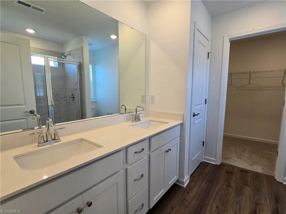 5525 Hydrangea Street Winston-Salem, NC 27104