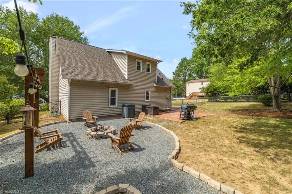 1705 Calvary View Lane Clemmons, NC 27012