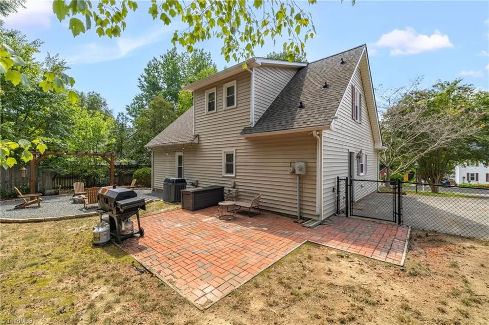 1705 Calvary View Lane Clemmons, NC 27012