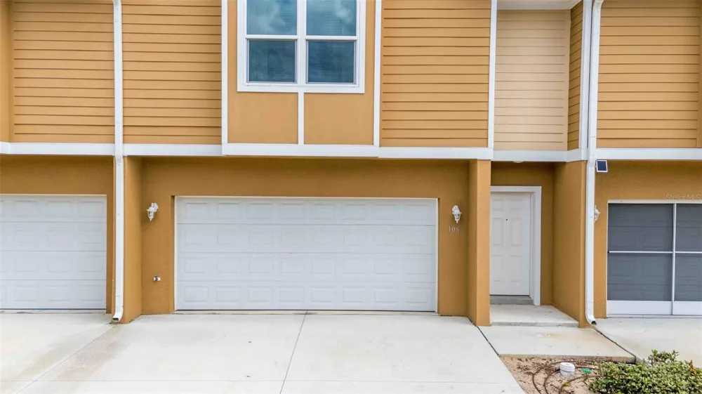 108 OCEANS CIRCLE Daytona Beach, FL 32118