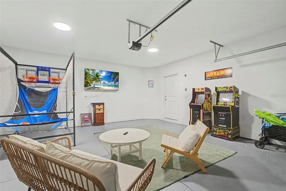 108 OCEANS CIRCLE Daytona Beach, FL 32118