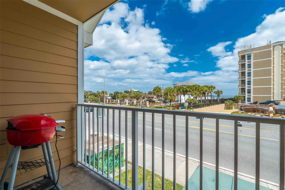 108 OCEANS CIRCLE Daytona Beach, FL 32118