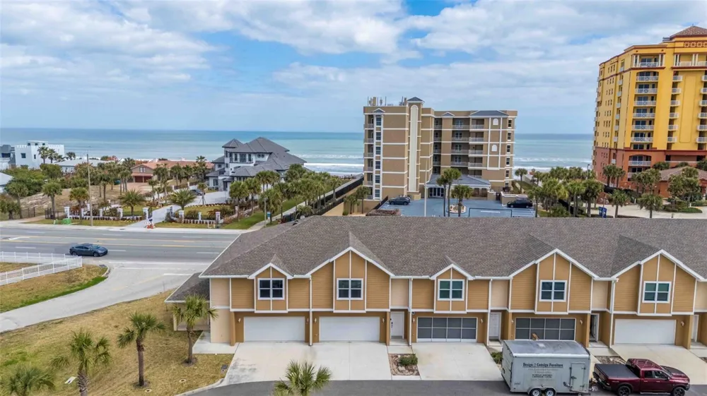 108 OCEANS CIRCLE Daytona Beach, FL 32118