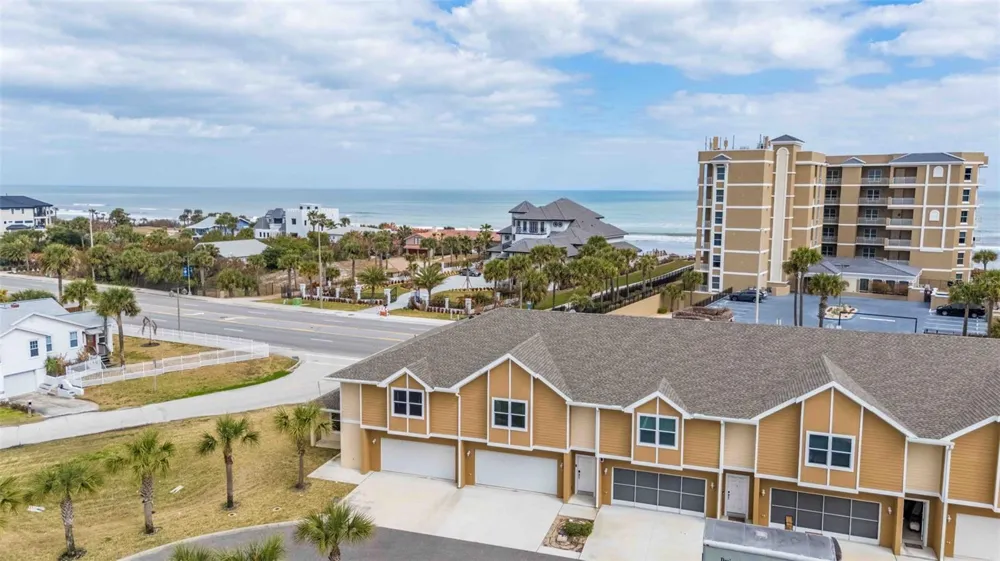 108 OCEANS CIRCLE Daytona Beach, FL 32118