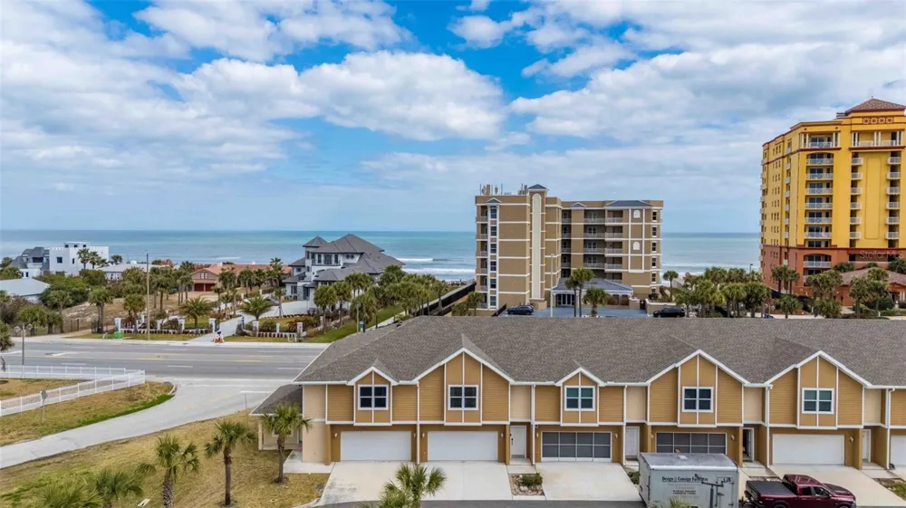 108 OCEANS CIRCLE Daytona Beach, FL 32118