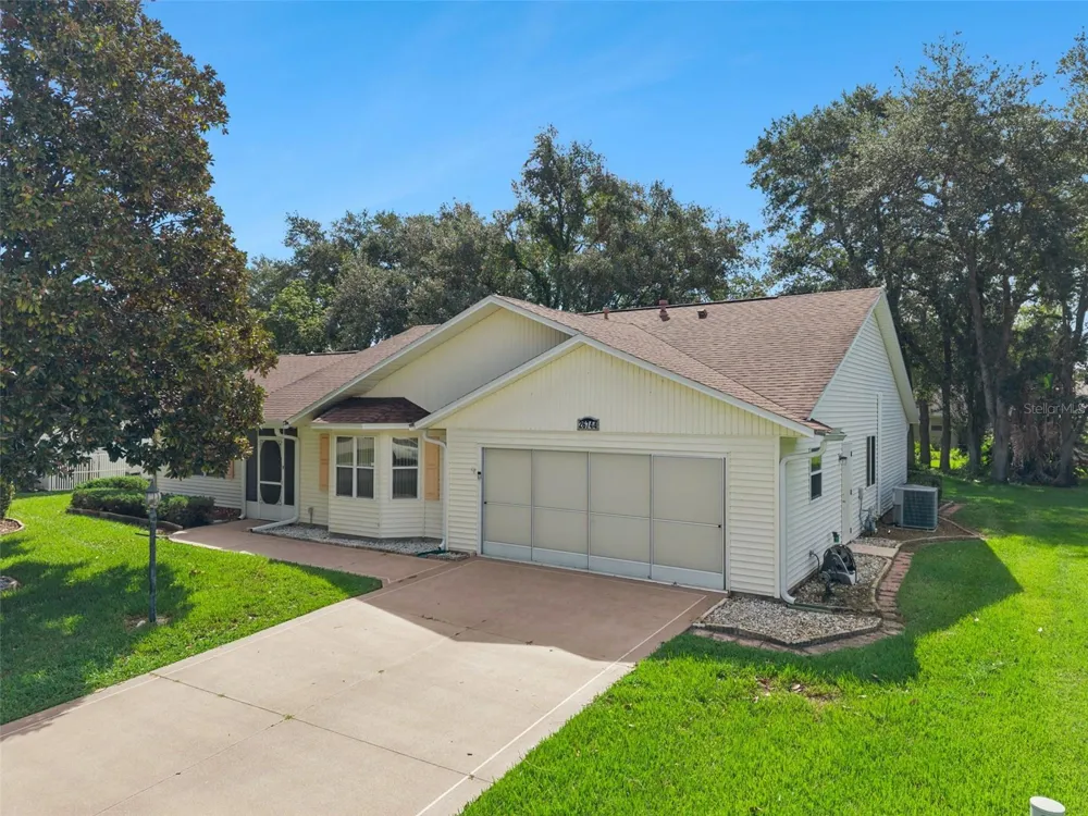 26744 RACQUET CIRCLE Leesburg, FL 34748